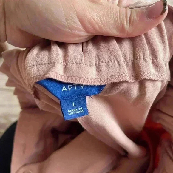 Apt 9 wide leg pants size large - Picture 2 of 2